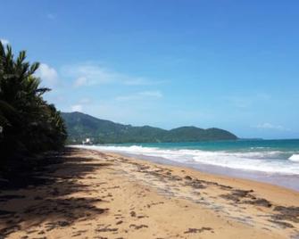 'Vistamar Maunabo' apartment is a home away from home . Amazing ocean views. - Maunabo - Playa