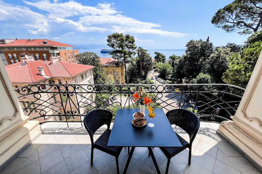 Amadria Park Hotel Agava - אופטייה - מרפסת