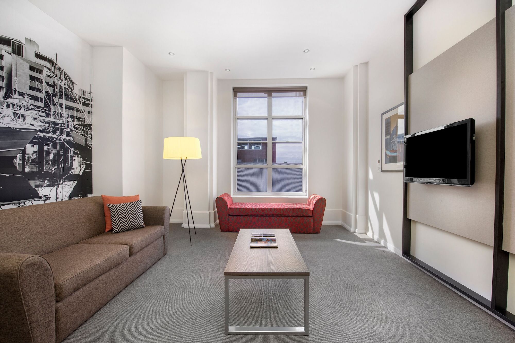 مانترا ون ساندي باي رود