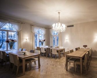 Mukkulan Kartano - Lahti - Restaurante