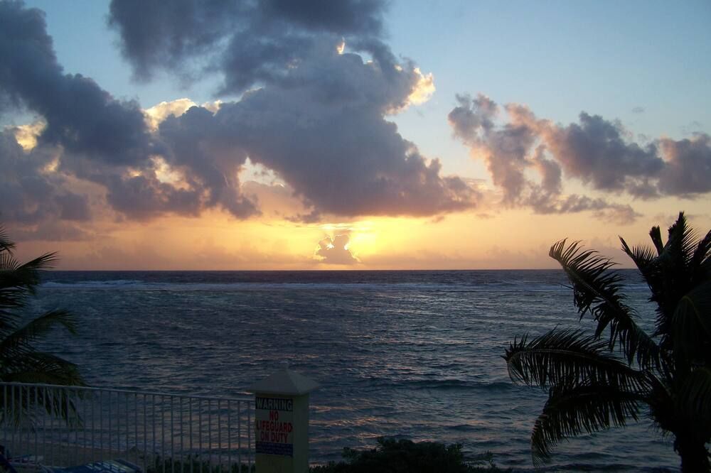 Terrific Seabreeze Villas Condo from 186/night. Rental Car Included! - Bodden Town - Plaj