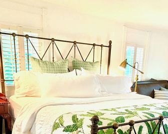Plantation House Bed & Breakfast - Port Hope - Schlafzimmer