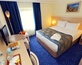 Atakule King Hotel - Ankara - Makuuhuone