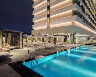 롯데호텔앤리조트 김해 - 김해 - 수영장