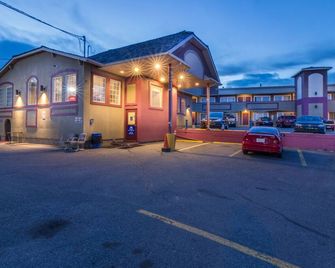 Canadas Best Value Inn Chinook Station - Calgary - Gebäude