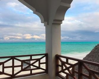 Jambiani White Sands Bungalows - Jambiani - Balkon