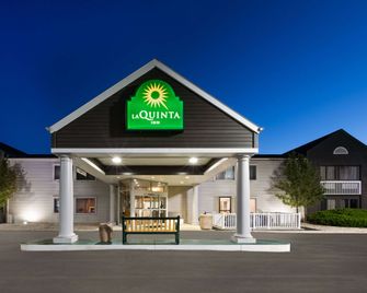 La Quinta Inn by Wyndham Sheboygan - Sheboygan - Gebouw