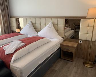 Hotel Hausen Obertshausen Frankfurt - Obertshausen - Slaapkamer