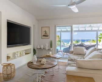 Villa sea view pool and jacuzzi - Anse-Marcel - Living room