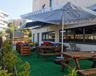 ibis Leiria Fatima - Leiria - Патіо