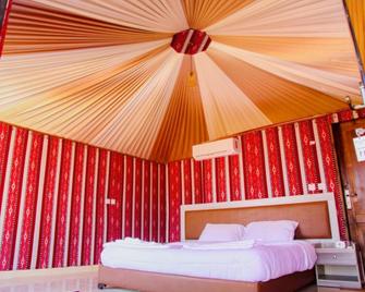 Jabal Rum Camp - Wadi Rum - Bedroom