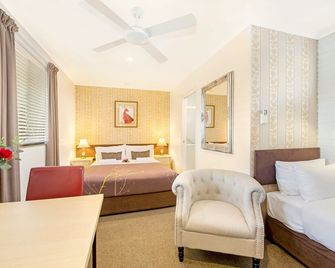 Ballina Travellers Lodge - Ballina - Camera da letto
