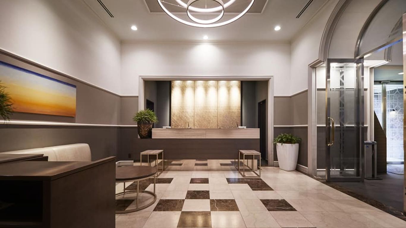 جاي آر إيست هوتل ميتس موساشيساكاي