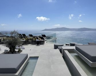 Rocabella Santorini Hotel & Spa - Imerovigli