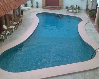 Hotel Zaci - Valladolid - Havuz