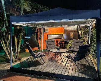 Alemao Cabanas - Camburi - Pátio