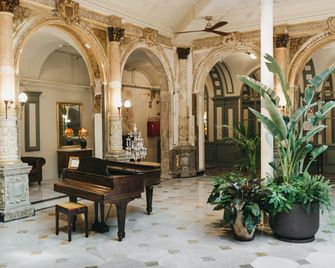 Oriente Atiram Hotel - ברצלונה - לובי