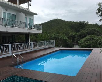 Norn Nab Dao Rimphu Resort - Chiang Khan - Pool