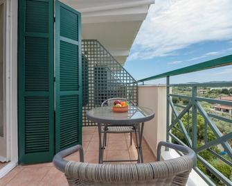 Julia Hotel - Fourka - Balcony