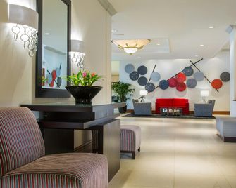 Hilton Chicago/Northbrook - Northbrook - Лоббі