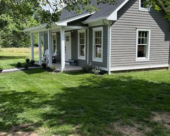 The Cottage At Hershey Lane Farm - Frenchtown - Building