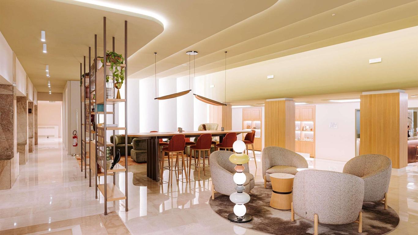 Mövenpick Hotel Bari