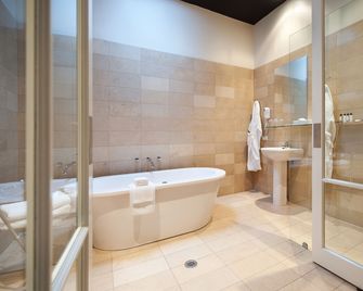 Hotel Frangos - Daylesford - Bad