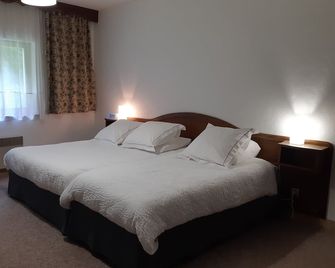 Hotel-Spa & Restaurant Logis Domaine Langmatt - Murbach - Schlafzimmer