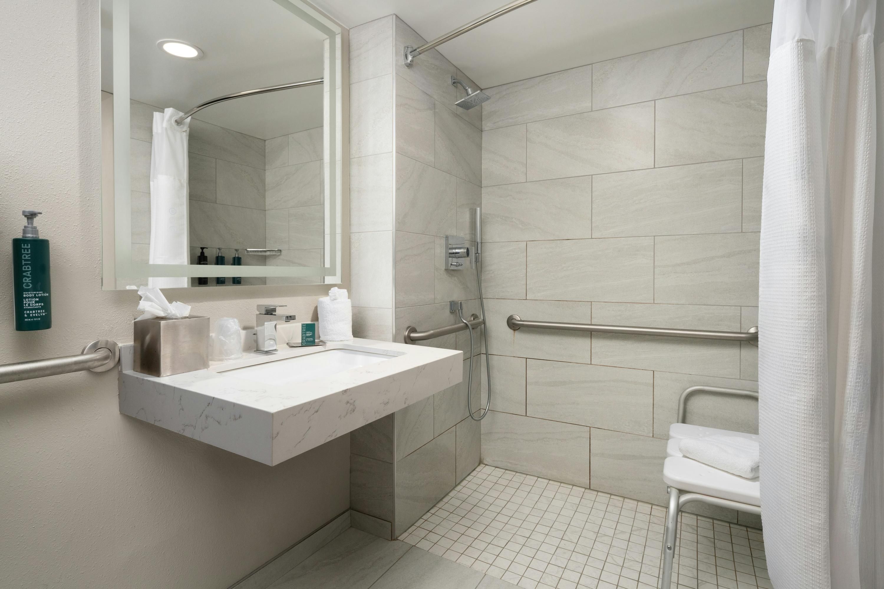 DoubleTree by Hilton Warwick Providence Airport - Warwick - Camera da letto