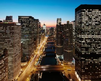 River Hotel - Chicago