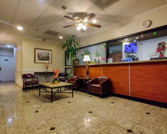 Athens Hotel Suites - Houston - Front desk