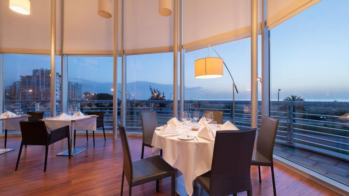 يوروستارز أوسيز بلازا هوتل