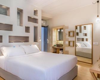 Hotel Off - Chania - Bedroom