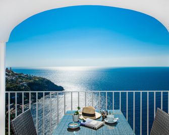 Grand Hotel Tritone - Praiano - Balcón