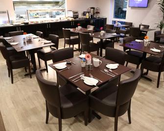 Ramada by Wyndham Oxford - Oxford - Restaurant
