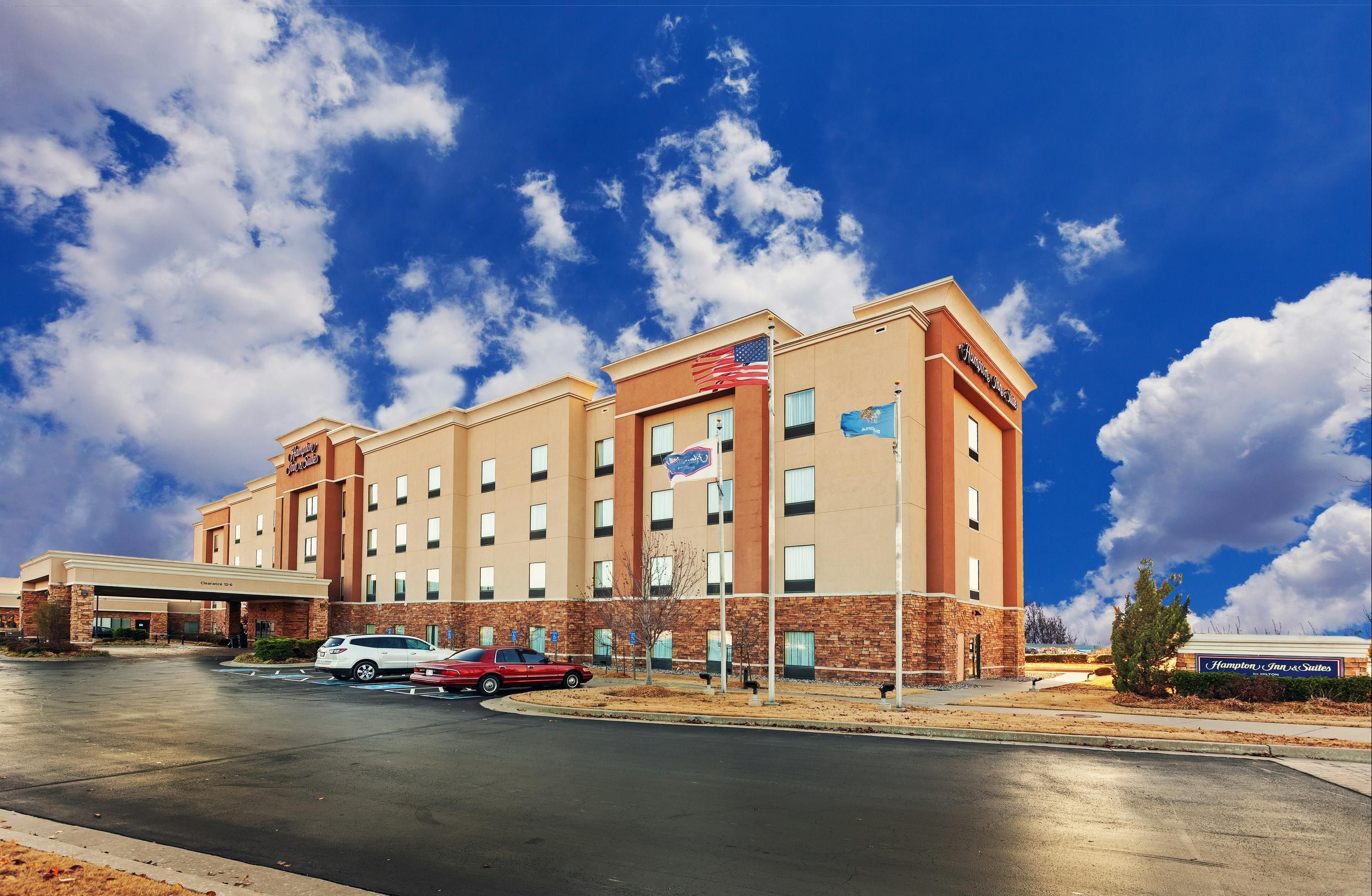 Hampton Inn & Suites Tulsa North/Owasso - Owasso - Gebäude
