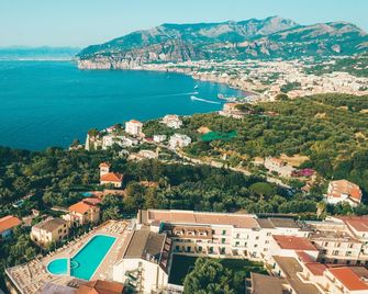 Grand Hotel Vesuvio - Sorrento - Outdoor view