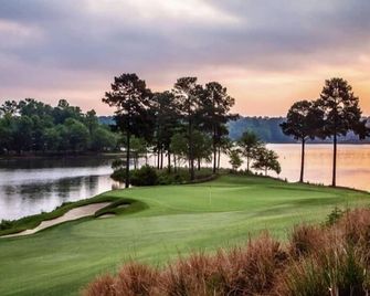 Holiday Lodge - Greensboro/Lake Oconee - Greensboro - Venkovní prostory