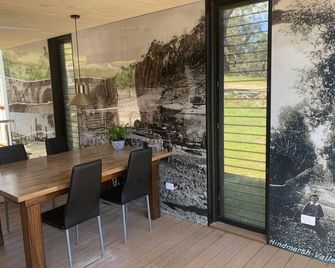 Coolibah Luxury Retreat at Softfoot Alpaca Farm in Victor Harbor - Hindmarsh Valley - Patio