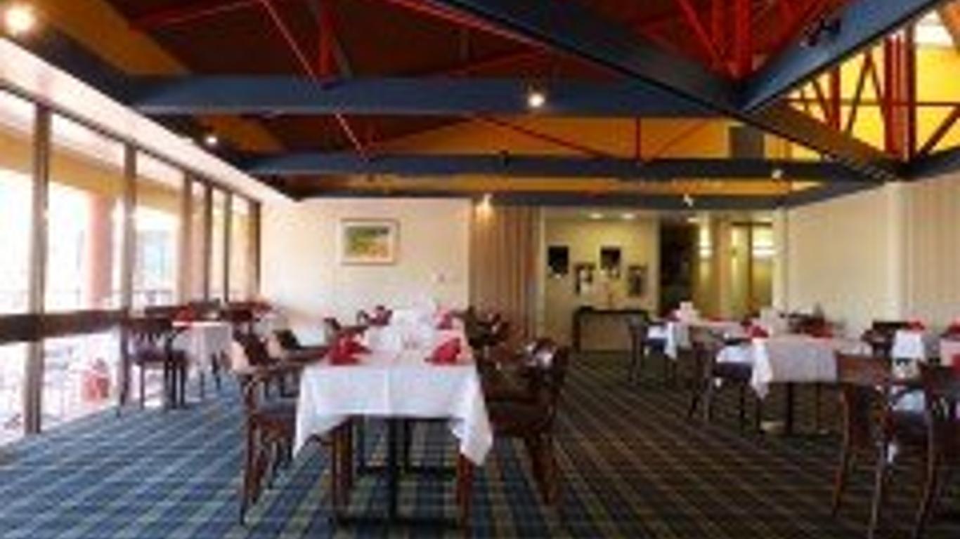 ريف ريزورت موتل