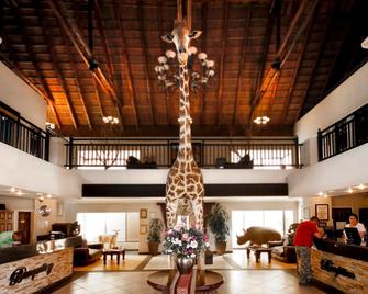 Bains Lodge - Bloemfontein - Lobby