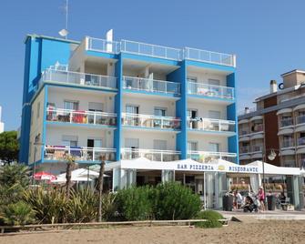 Hotel Tizian Beach - Caorle - Building