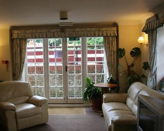 Clifton Lodge Hotel - High Wycombe - Salon