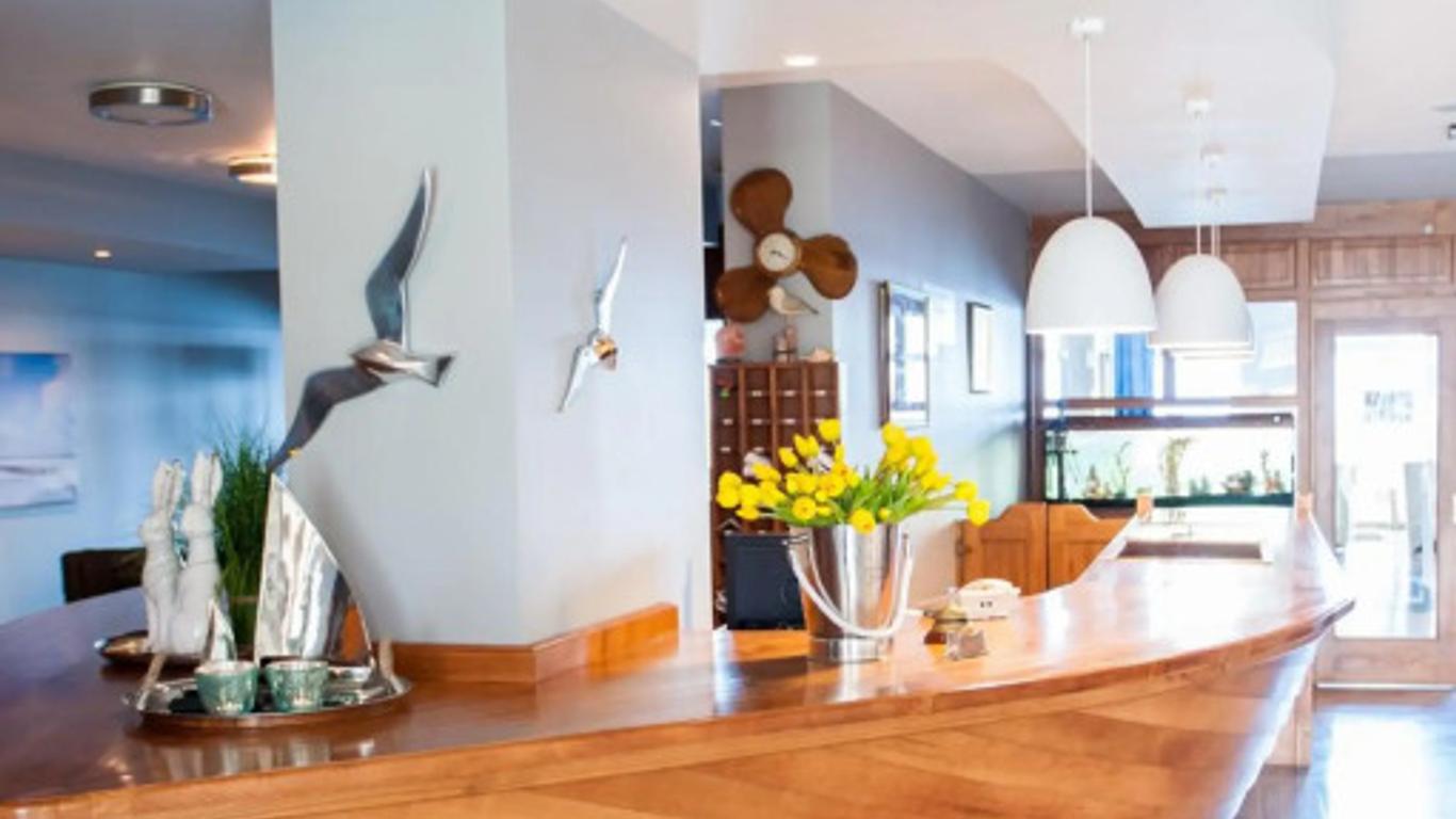 Hotel Wodnik Twój Hotel z widokiem na morze