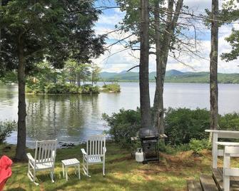 Getaway, Vaca, Umf, Maine Health Franklin, Ski, Fish, 4 Season, Traveling Prof - Wilton - Patio