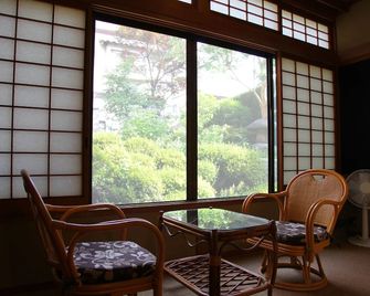 Asama Onsen Fan! Matsumoto - מאטסומוטו