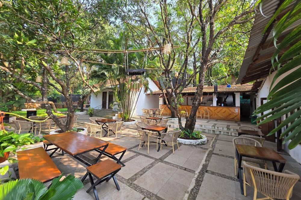 Joe Banana Stays - Anjuna - Patio