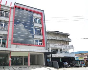 Airy Karang Rejo Gajah Mada 24 Tarakan - Tarakan - Building