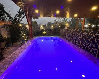 Mountain View Cottage - Alibag - Pool