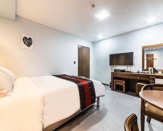 Gapyeong Sun Pine - Gapyeong - Habitación